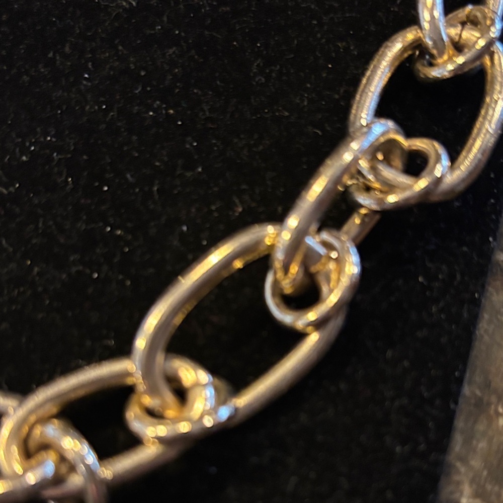 Chic Gold-Tone Chain Necklace - Picture 3 of 3